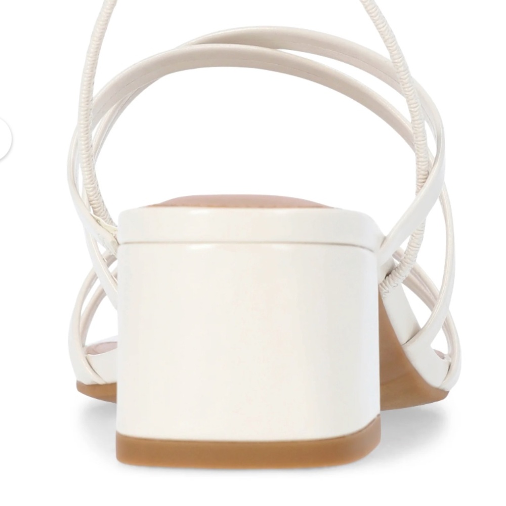 Time and Tru Women's Strappy Block Heel Sandals - Picture 3 of 6